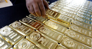 طلا باز هم سقوط کرد/ زیان سرمایه‌گذاران طلا سنگین شد