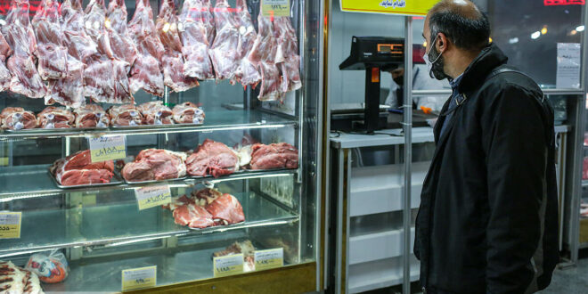 گوشت در مغازه‌های بالای شهر ۷۰۰ هزار تومان است